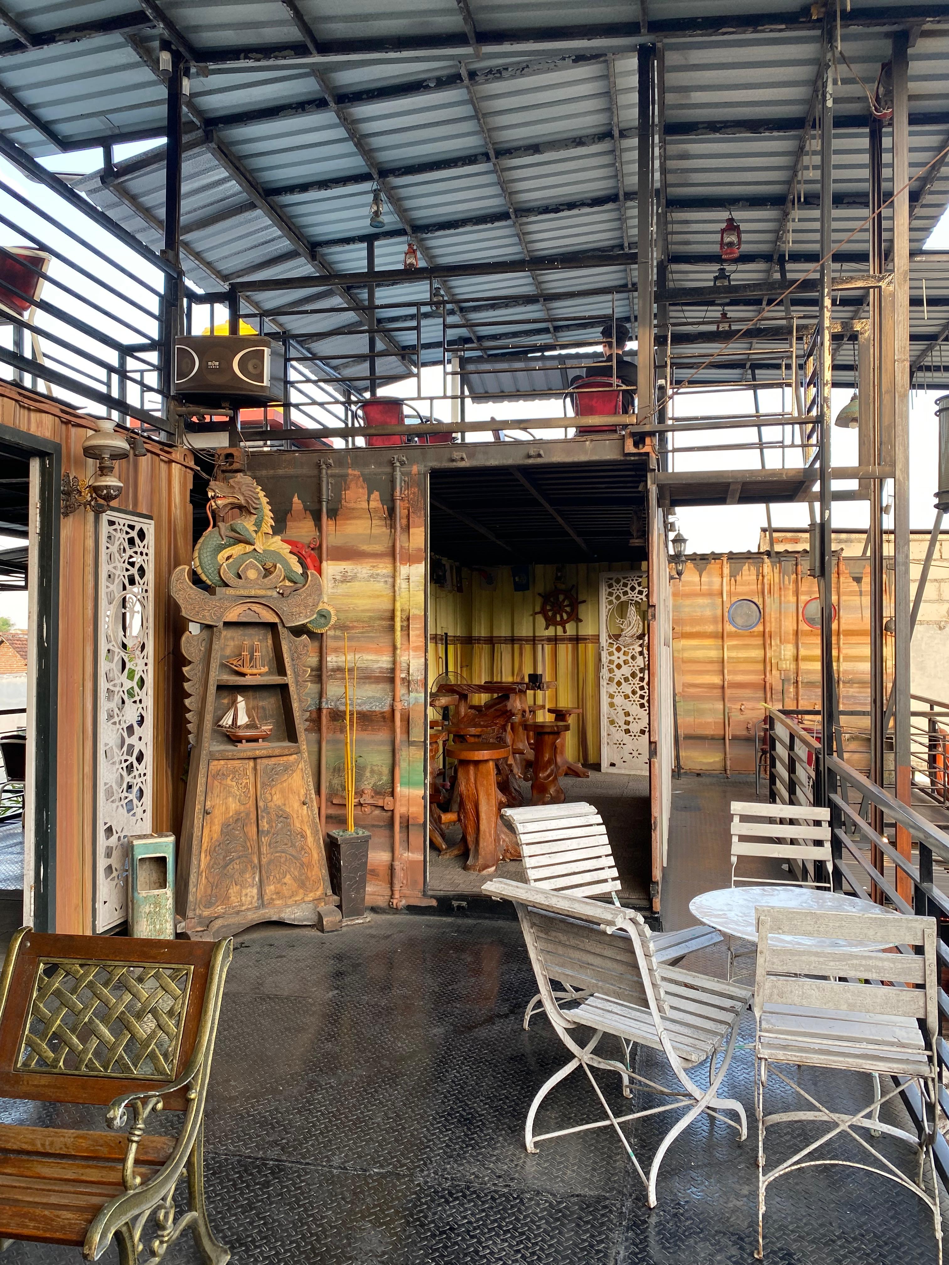 Interior Cafe Modern